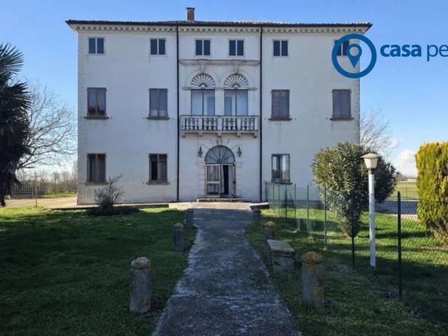 Villa Indipendente in vendita a Vescovana, Veneto