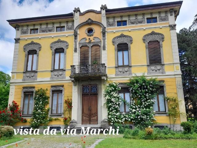 Villa Indipendente in vendita a Vescovato, Lombardia