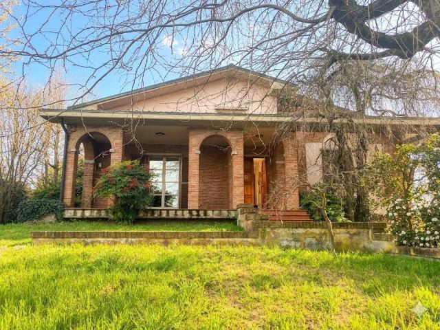 Villa Indipendente in vendita a Vescovato, Lombardia