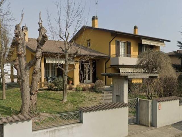 Villa Indipendente in vendita a Vescovato, Lombardia
