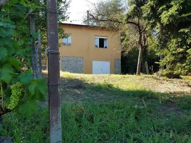 Villa Indipendente in vendita a Vesime, Asti