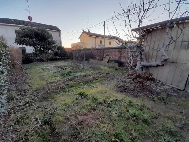 Villa Indipendente in vendita a Piemonte, Novara