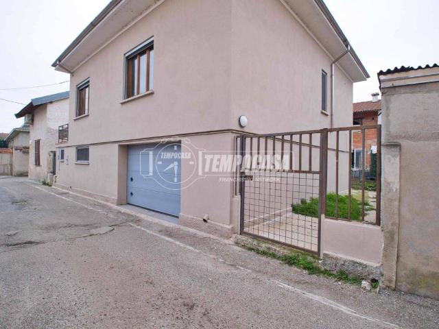 Villa Indipendente in vendita a Piemonte, Novara
