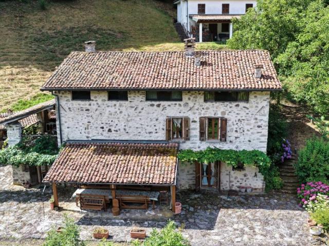 Villa Indipendente in vendita a Comunità montana della Valle Sabbia, Vestone