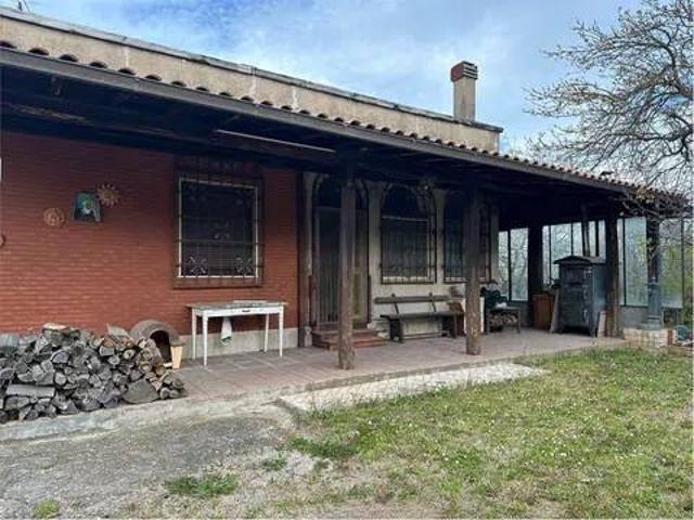 Villa Indipendente in vendita a Tre Croci, Vetralla