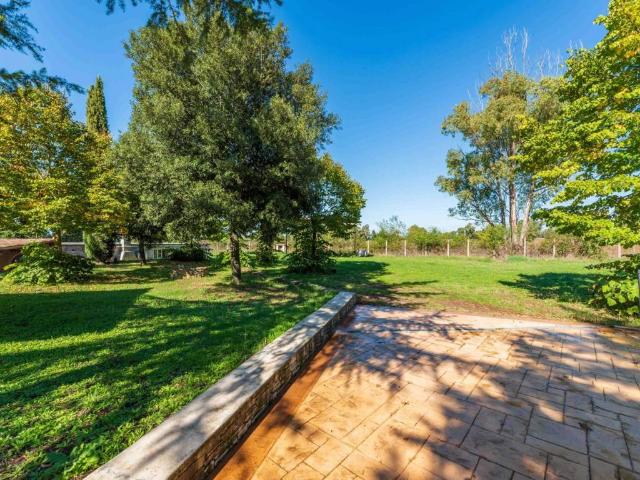 Villa Indipendente in vendita a Madonna del Ponte, Vetralla