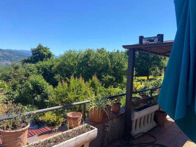 Villa Indipendente in vendita a Vezzano Inferiore, Vezzano Ligure
