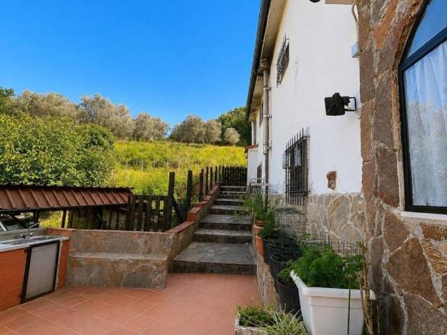 Villa Indipendente in vendita a Vezzano Inferiore, Vezzano Ligure