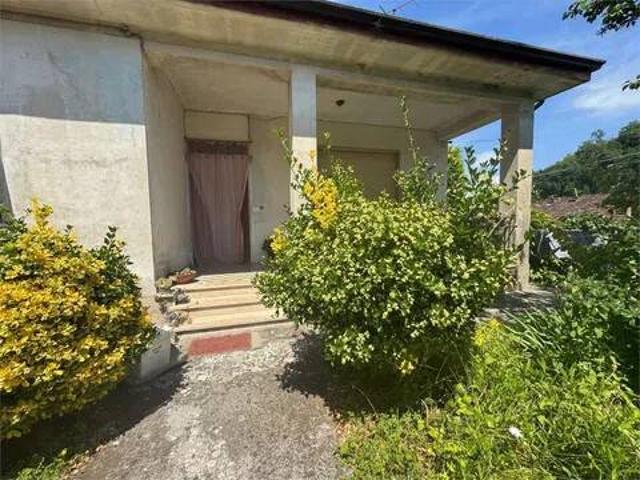 Villa Indipendente in vendita a Sarciara, Vezzano Ligure
