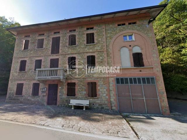 Villa Indipendente in vendita a Colline Matildiche, Re