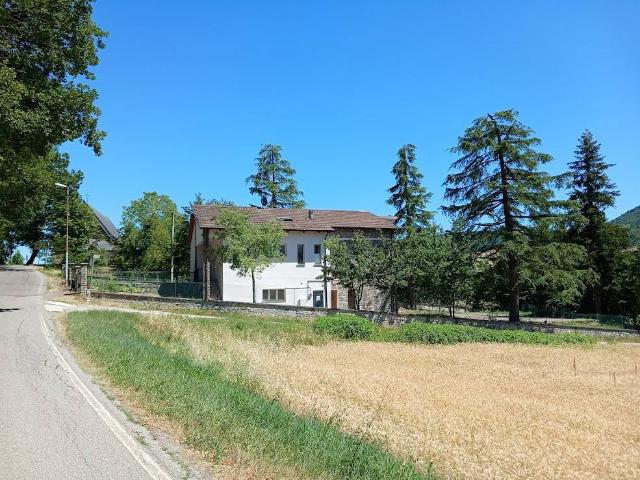 Villa Indipendente in vendita a Colline Matildiche, Re
