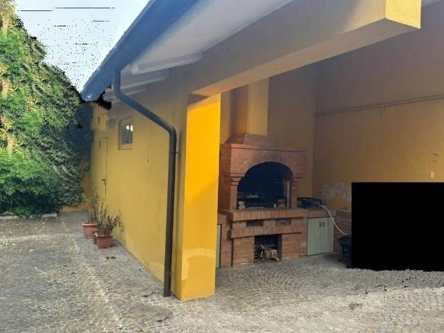 Villa Indipendente in vendita a Viadana, Lombardia