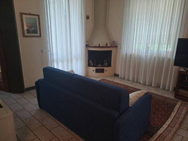 Villa Indipendente in vendita a Cogozzo, Viadana
