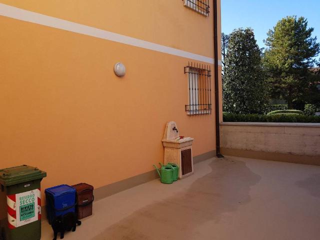 Villa Indipendente in vendita a Viadana, Lombardia
