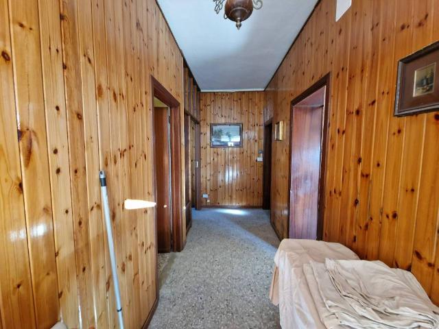 Villa Indipendente in vendita a Viadana, Lombardia