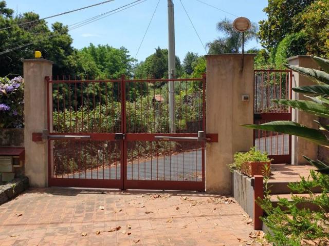Villa Indipendente in vendita a Monterosso, Viagrande