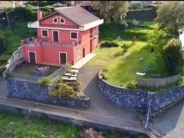 Villa Indipendente in vendita a Monterosso, Viagrande