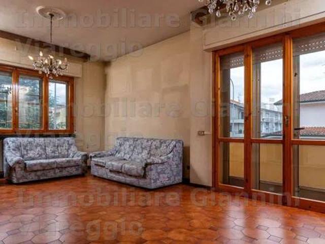 Villa Indipendente in vendita a Ex Campo d'Aviazione, Viareggio