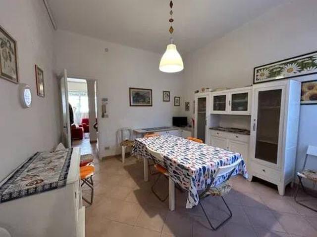 Villa Indipendente in vendita a Cotone, Viareggio