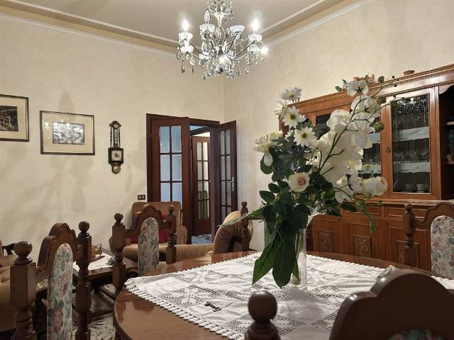 Villa Indipendente in vendita a Torre del Lago Puccini, Viareggio