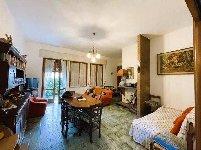 Villa Indipendente in vendita a Ex Campo d'Aviazione, Viareggio