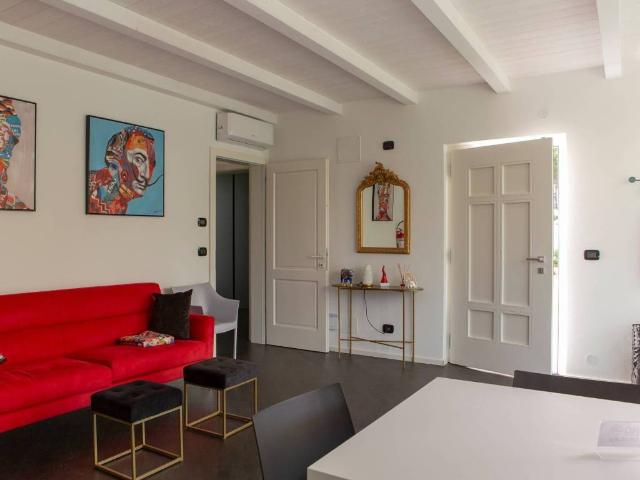 Villa Indipendente in vendita a Torre del Lago Puccini, Viareggio