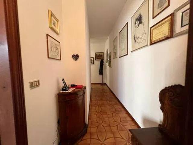Villa Indipendente in vendita a Viareggio, Toscana