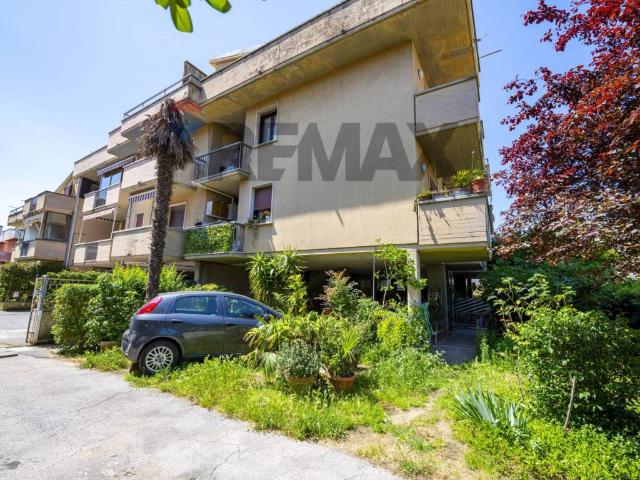Villa Indipendente in vendita a Torre del Lago Puccini, Viareggio