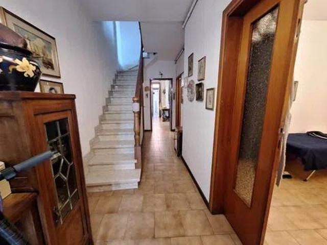 Villa Indipendente in vendita a Viareggio, Toscana