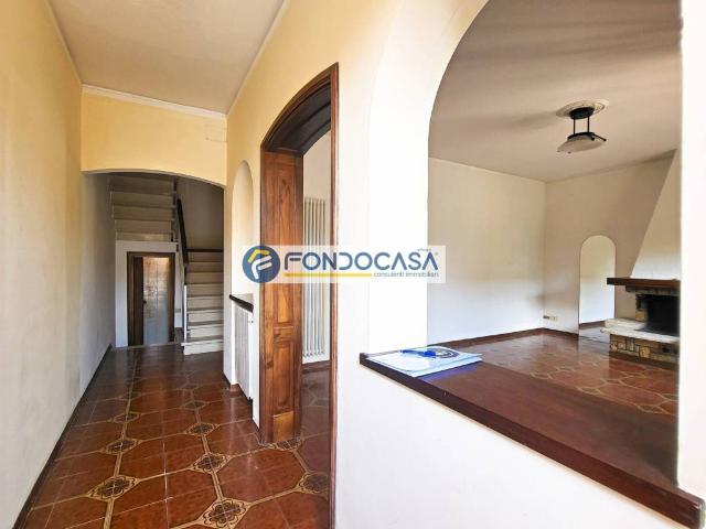 Villa Indipendente in vendita a Fontanini, Viareggio