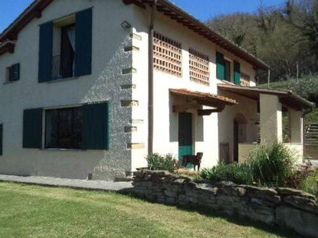Villa Indipendente in vendita a Vicchio, Toscana