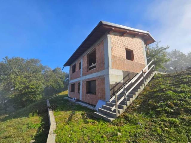 Villa Indipendente in vendita a Vicchio, Toscana