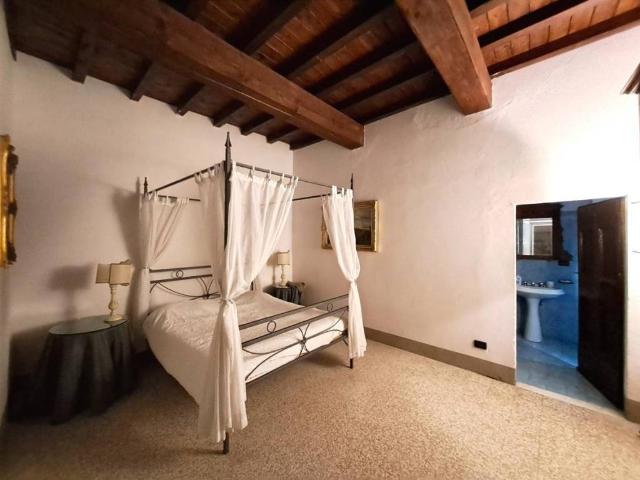 Villa Indipendente in vendita a Vicchio, Toscana