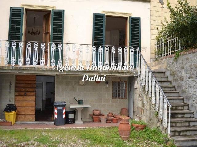 Villa Indipendente in vendita a Vicchio, Toscana