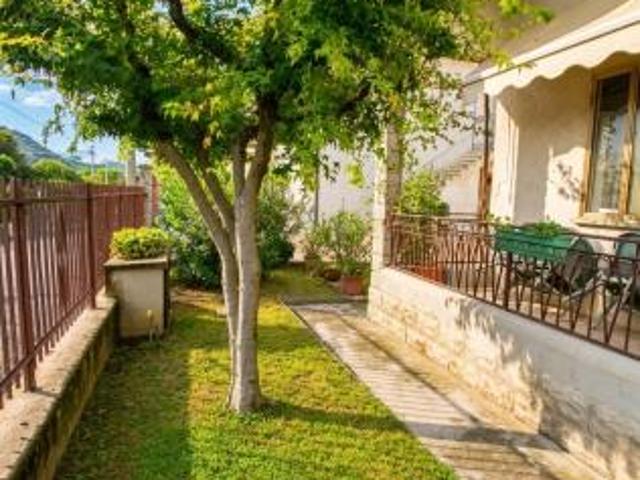 Villa Indipendente in vendita a Campedello, Vicenza