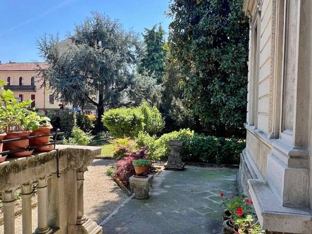 Villa Indipendente in vendita a Santa Bertilla, Vicenza