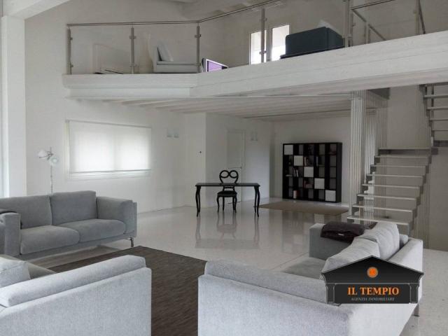 Villa Indipendente in vendita a Ferrovieri, Vicenza
