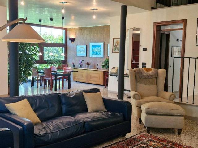 Villa Indipendente in vendita a Bertesinella, Vicenza