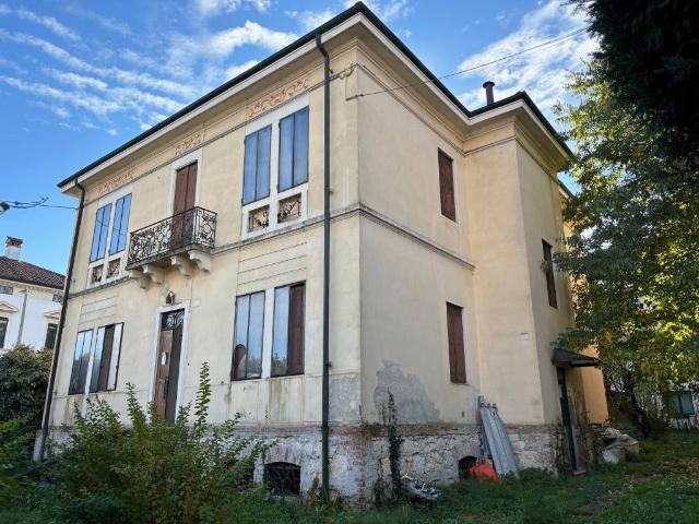 Villa Indipendente in vendita a Borgo Berga, Vicenza