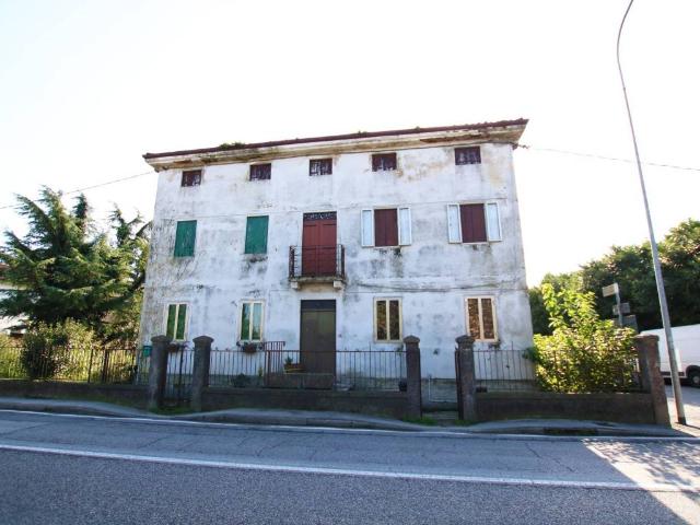 Villa Indipendente in vendita a Debba, Vicenza