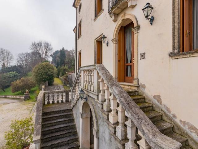 Villa Indipendente in vendita a Borgo Berga, Vicenza