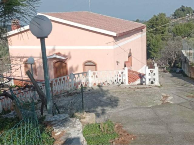 Villa Indipendente in vendita a Civita, Puglia