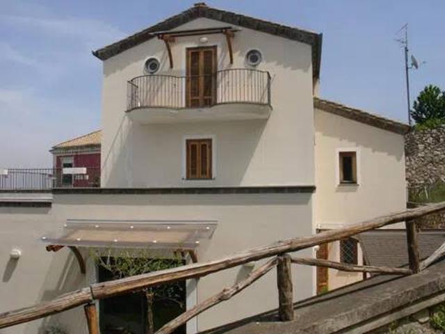 Villa Indipendente in vendita a Castellammare Di Stabia, Campania