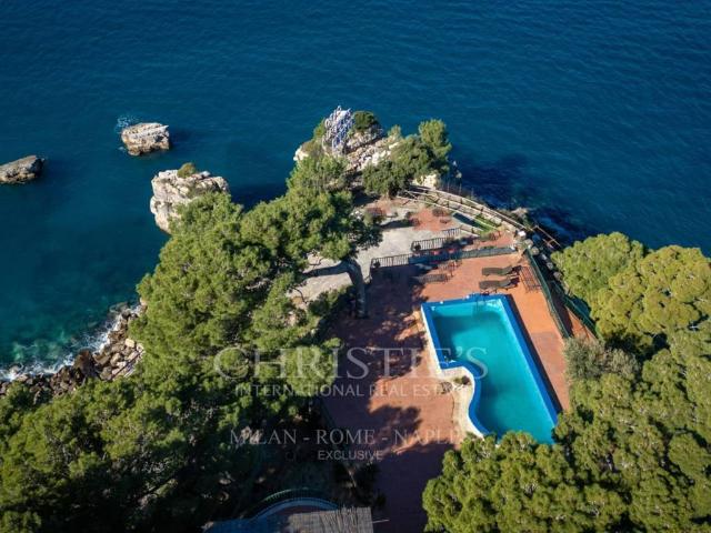 Villa Indipendente in vendita a Vico Equense, Campania