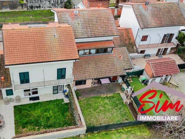 Villa Indipendente in vendita a Piemonte, Novara