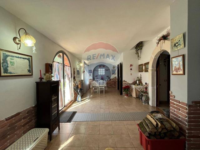 Villa Indipendente in vendita a Puglia, Foggia