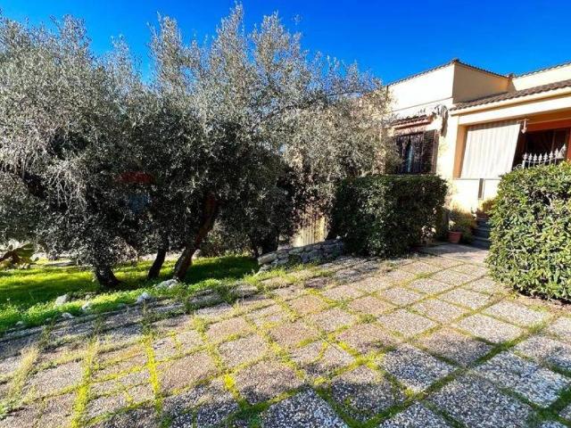 Villa Indipendente in vendita a Defensola, Vieste