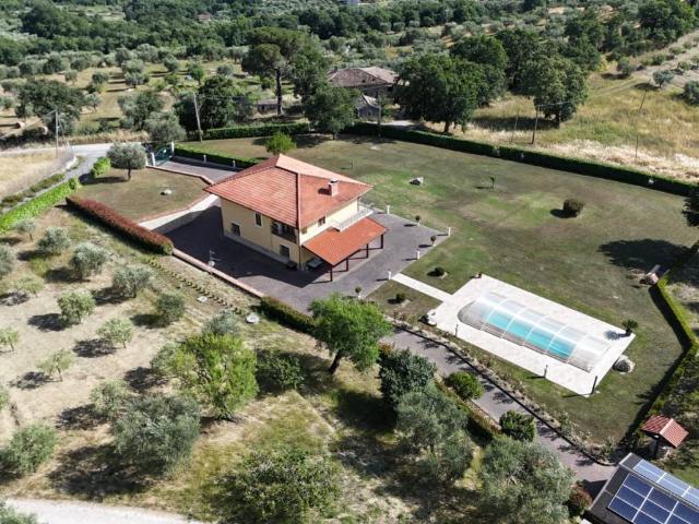 Villa Indipendente in vendita a Vietri Di Potenza, Basilicata