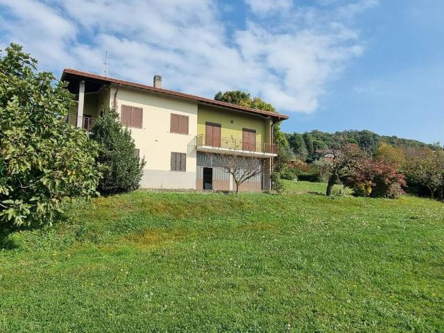 Villa Indipendente in vendita a Viganò, Lombardia