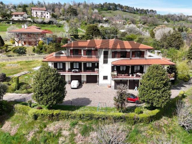 Villa Indipendente in vendita a Ca' Nova, Sirtori